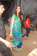 Sonam Kapoor spotted in a saree in Mehboob Studio on 2nd Aug 2010 (4).JPG